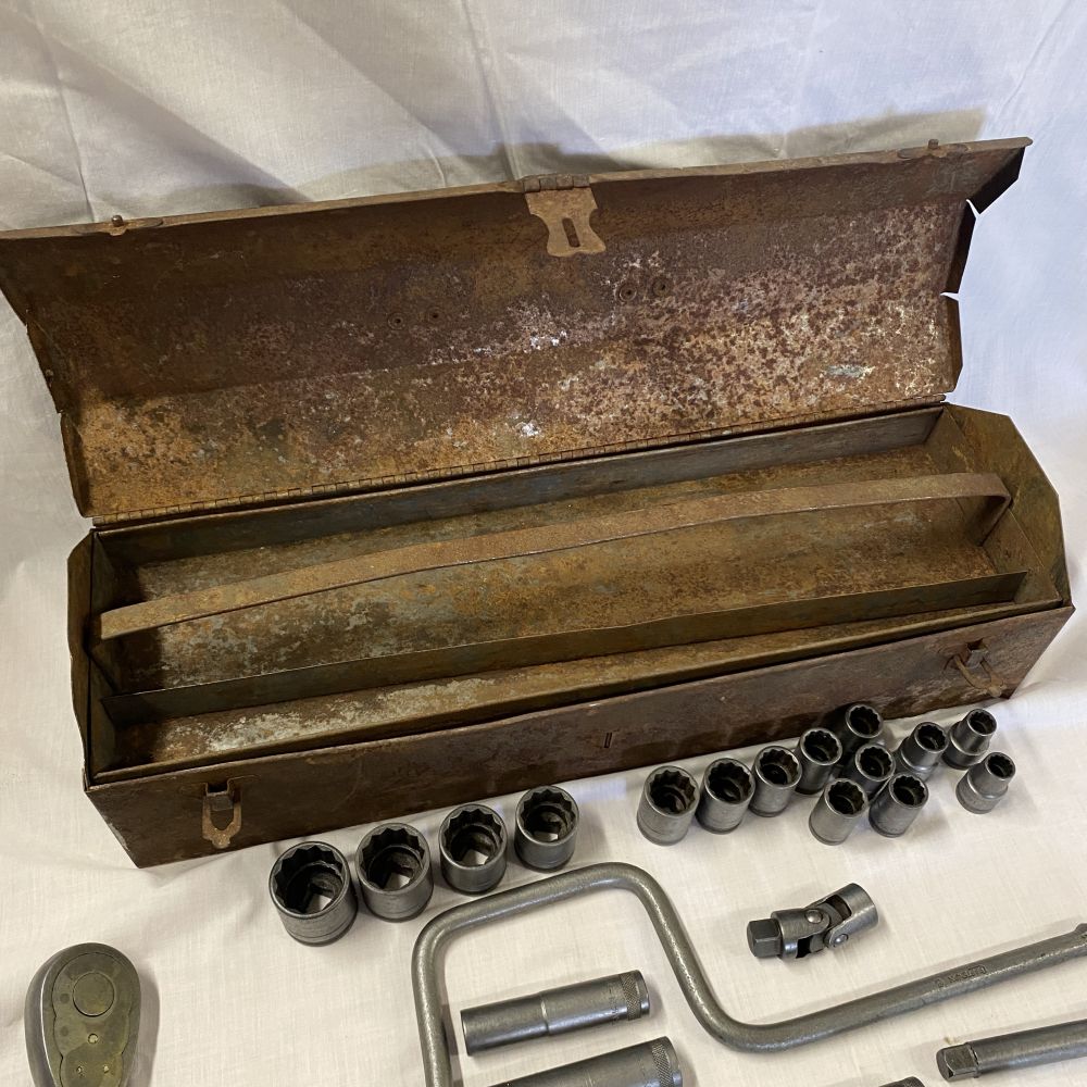 Vintage Craftsman “Circle H” 1/2 Drive Socket Set, breaker bar, t bar, swivel - Image 17