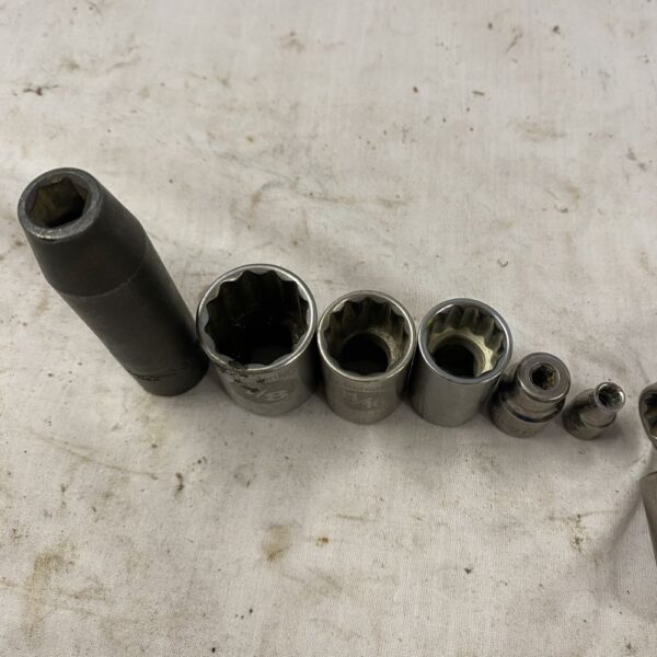 10 piece Armstrong socket lot 6 standard 4 metric - Image 5