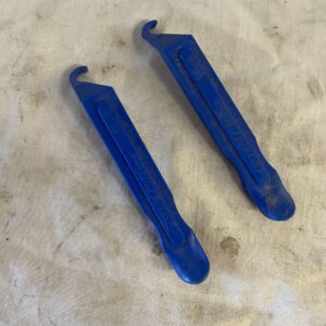 2 x Parktools tire lever for changing tires.