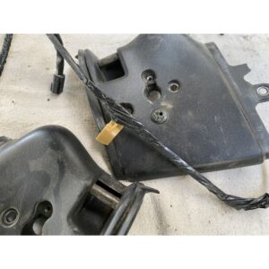 1997 Ford Mustang GT Left Convertible Latch Sun Visor Mount 94-04 left and right