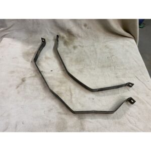1997 mustang gt gas tank straps