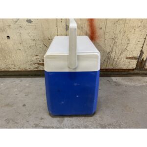 Coleman 18 cooler / ice chest