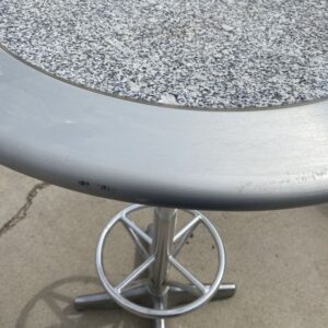 Bar Table / Patio Table / Standing Pub Table