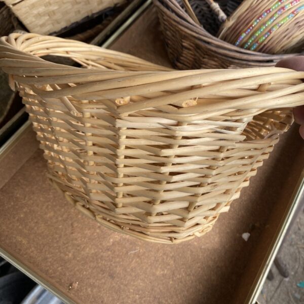 8 x whicker basket lot - Image 5